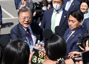 문재인 전 대통령 양산사저 입주