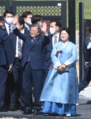 문재인 전 대통령 양산사저 입주