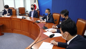 국회 법사위 소속 더불어민주당, 한동훈 임명 강행 반대 기자회견