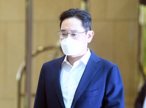 유럽 출장 나서는 이재용 부회장