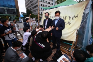 민주유공자법 발의 재추진, 농성장 찾은 민주당