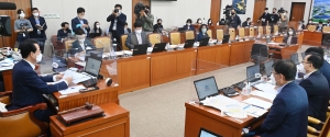 민생경제안정특위 전체회의