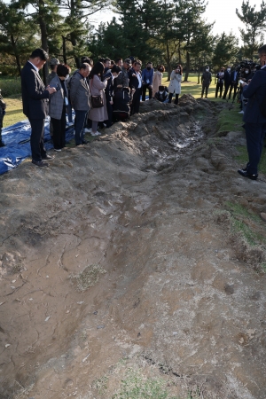 강릉 낙탄사고 현장 찾은 민주당 국바위원