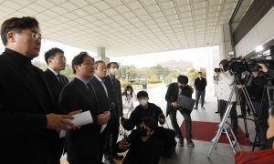 더불어민주당 검찰독재정치탄압대책위원회, 대검 항의 방문