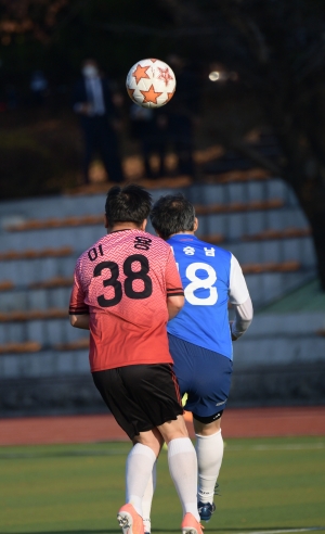 여야 친선 축구대회