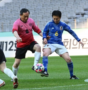 한일 국회의원 축구대회