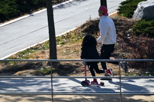 추위 속 가을 산책