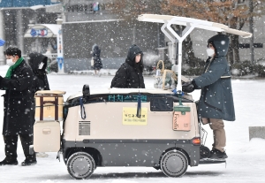 출근길 눈 스케치