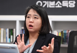 용혜인 기본소득당 의원 인터뷰
