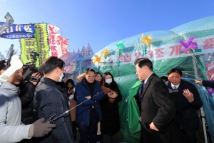 노조법2·3조 운동본부 농성장 찾은 이재명