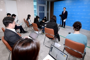 김기현, 부동산 투기 의혹 반박 기자회견