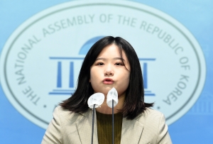 민주당 청년 당원 기자회견