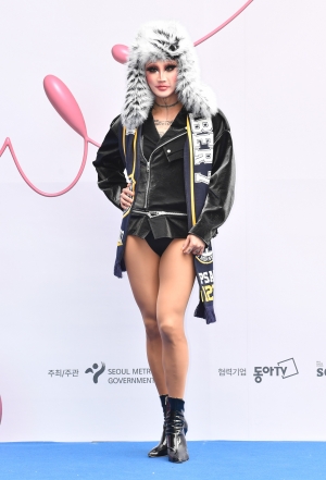패션위크 홀리넘버세븐 포토콜