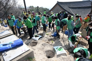 4년 만에 재개된 식목일 식재 행사