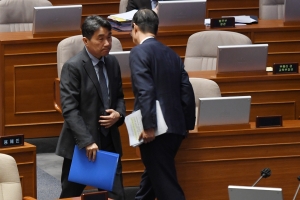 본회의 대정부질문