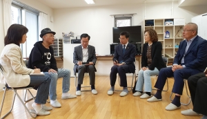원전 노동자와 피난민 면담하는 민주당 후쿠시마 오염수 대책단