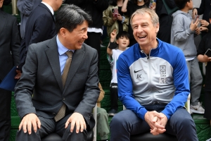 학교체육 활성화 및 늘봄학교 지원을 위한 교육부-대한축구협회 업무협약식