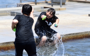 여의도 물빛광장 스케치