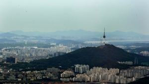 태풍 '카눈'이 북상 전 서울스카이에서 바라본 서울 하늘