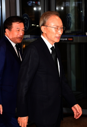 윤석열 대통령 부친 윤기중 연세대 명예교수 빈소 조문