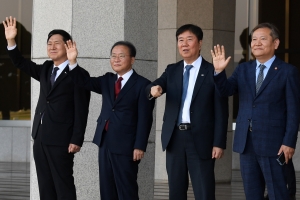 윤석열 대통령 한미일 정상회의 출국