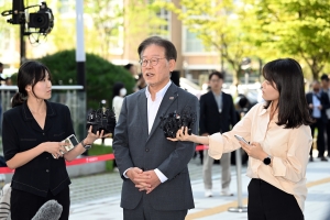 이재명 대표 검찰 출석