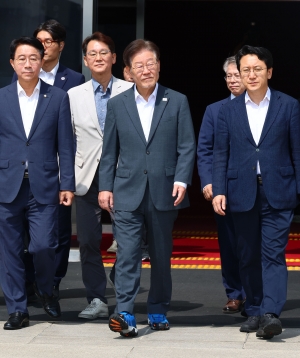 수원지검 향하는 이재명