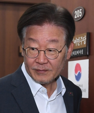 수원지검 향하는 이재명