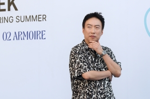 서울패션위크 세컨드아르무아 포토월