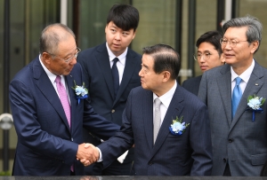 한국경제인협회 출범 표지석 제막식