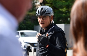 유인촌 문화체육관광부 장관 후보자 첫 출근