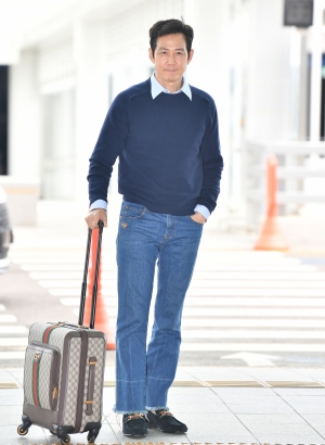 이정재 인천국제공항 출국