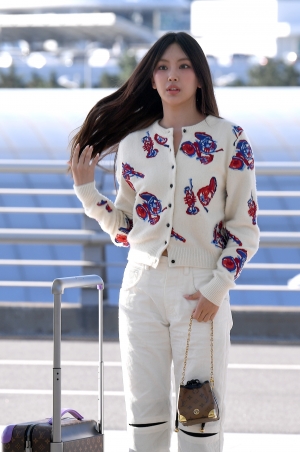 뉴진스 혜인 출국