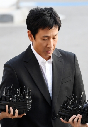 마약 투약 혐의 이선균 경찰 조사