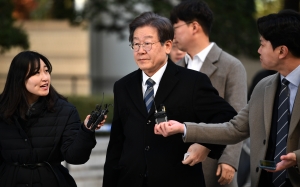 이재명 더불어민주당 대표 법원 출석