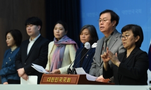 민주당 문화예술특위 이선균 사망 진상규명 기자회견
