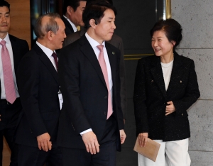 박근혜 대통령 북콘서트