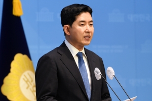 박창진 더불어민주연합 비례대표 후보 출마 선언
