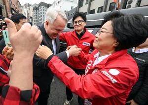 한동훈 신당동 떡볶이타운 인사