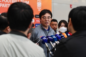 태국전 마치고 귀국하는 대한민국 축구 국가 대표팀