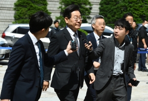 '고 김문기·백현동 허위 발언' 공판 출석하는 이재명 더불어민주당 대표